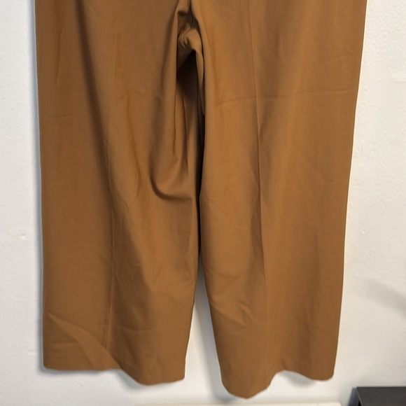 Madewell The Harlow Superwide-Leg Trouser in Camel - Picture 12 of 13